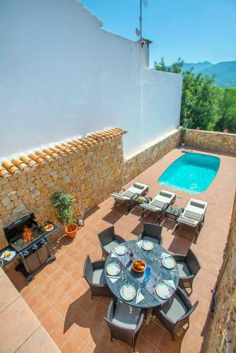 Lliber Villa Sleeps 6