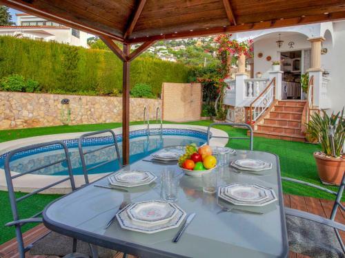 Holiday Home Buganvilia
