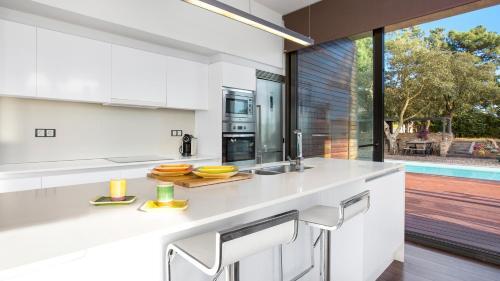 Lloret de Mar Villa Sleeps 7 Pool Wifi