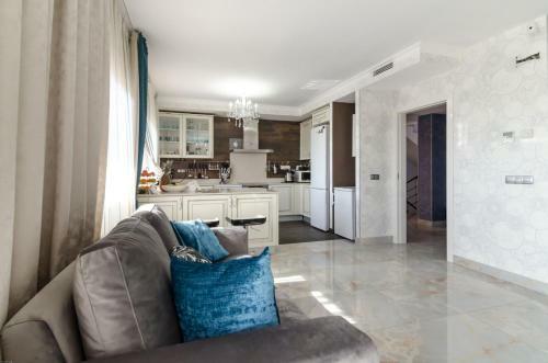 Club Villamar - Neferu