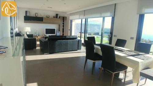 Lloret de Mar Villa Sleeps 11 Pool Air Con Wifi