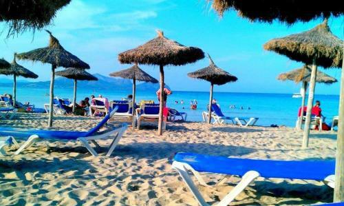 Finca Con Piscina En Llub�