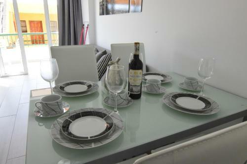 Apartamento Las Torres Del Sol Los Cristianos