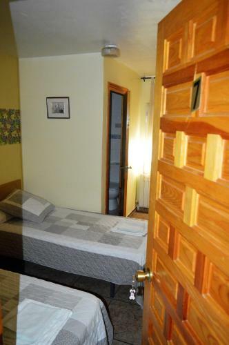 Hotel Hostal El Kanguro Luesia