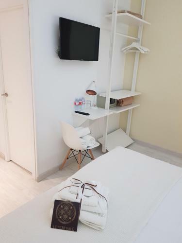 Hostal Le Petit Pal�-fuencarral