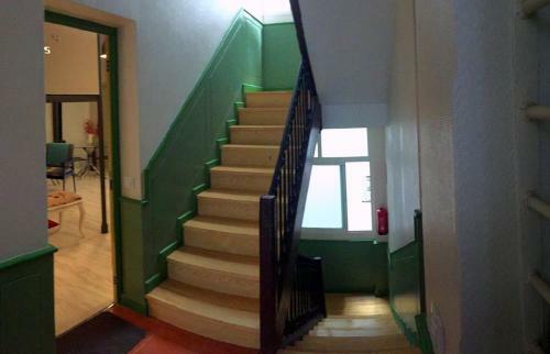 Moderno Apartamento En Lavapi�s