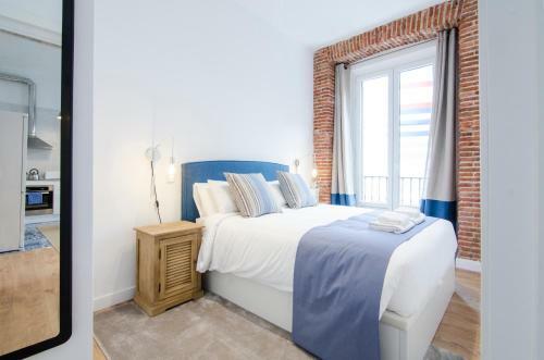 Apartamento Espoz Y Mina 20, 1� A