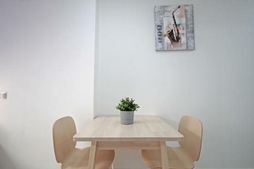 Apartamento Esparteros 6, Estudios