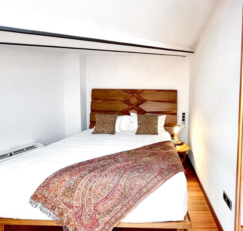Anahita Boutique Hotel
