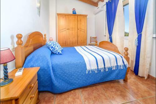 Manacor Villa Sleeps 8 With Pool And Air Con