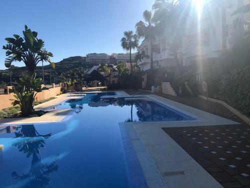 Comfortable Apartment In Duquesa For 4