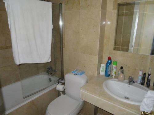 2-bed Apartment In A Superb Location With Pool