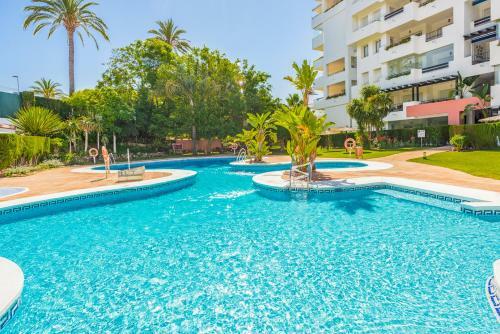 Apartamento de 2 Dormitorios En Medina Garden