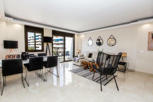 Apartamento Luxurious 2 Bed Puerto Ban�s Apt - Rdr193