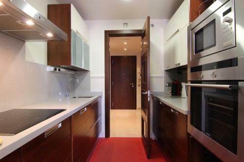 Medina Banus Apartment By Rafleys