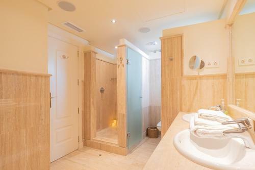 Apartamento Los Monteros Palm Beach By The Ocean