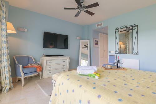 Apartamento Los Monteros Palm Beach By The Ocean