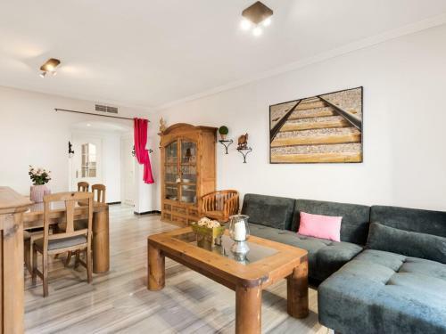 Apartamento de 2 Dormitorios En Medina Garden
