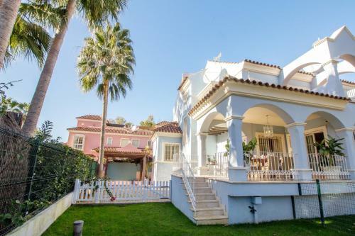 Villa Mare, Puerto Banus - R9965
