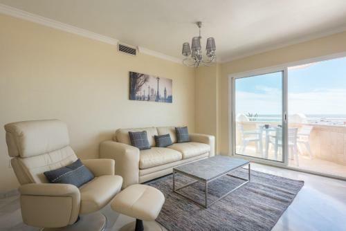 Downtown Seaview Apartment