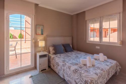 Apartamento First Line Beach Penthouse With Sea Views, Costabella, Marbella