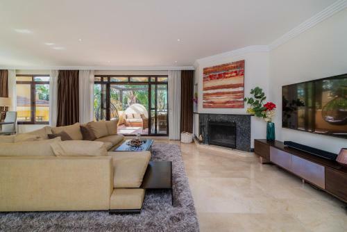 Apartamento Private Oasis In Bah�a Ban�s