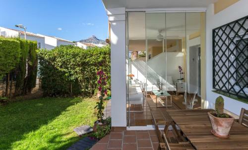 Apartamento Aloha Gardens, Marbella - R9952