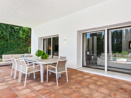 Luxury Villa 12 Puerto Banus