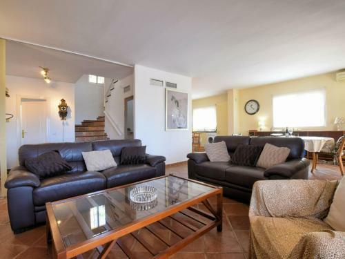 Comfortable Villa In Andalusia With Swimming Pool