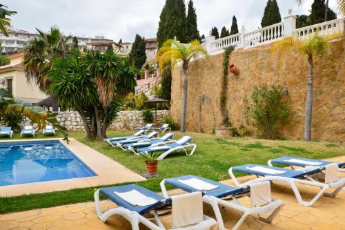 Mijas Villa Sleeps 15 With Pool And Air Con