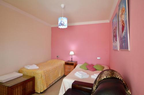 Mijas Villa Sleeps 15 With Pool And Air Con
