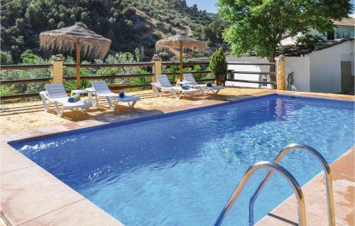 Six-bedroom Holiday Home In Montefrio