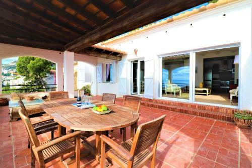 Villa Mahe - Barneda Premium