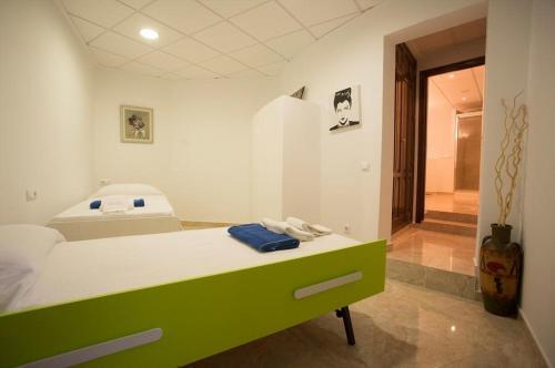 Moraira Villa Sleeps 8 Pool Air Con Wifi