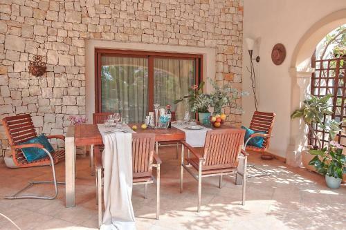 Gorgeous Private Villa For 10 In Moraira