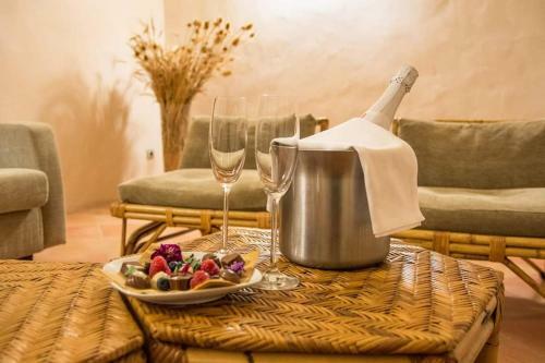 Hotel Rural Casa Pern�as