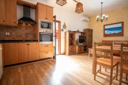 Apartamento Mountain Chalet Sea Views & Pool