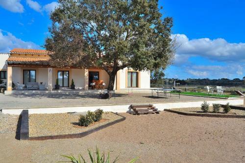 Son Butxaqu� Villa 215