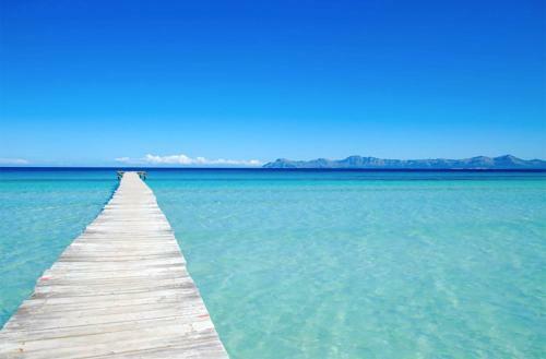 Benestar Pool And Beach In Platja de Muro