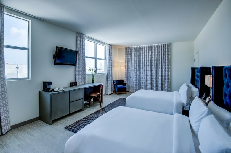 Clinton Hotel South Beach