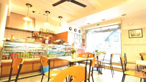 Hostal Hospedaria Cafe Pielas