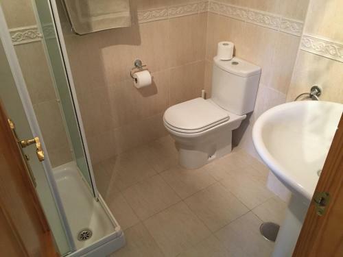 Modern 2 Bedroom Holiday Home