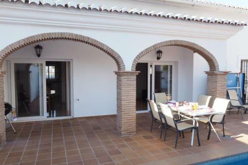 Nerja Paradise Rentals - Villa Las Dalias