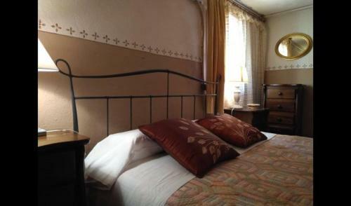 Osor Villa Sleeps 20 With Pool