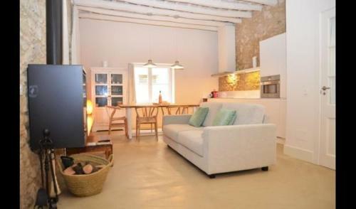 Pals Apartment Sleeps 4 With Pool And Air Con