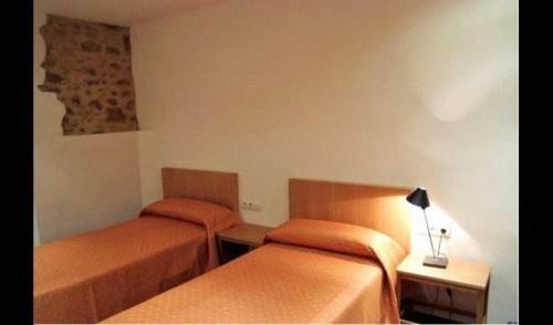 Pals Villa Sleeps 6 With Pool And Air Con