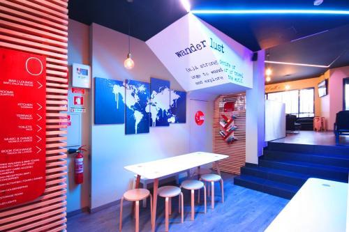 Pilot Design Hostel & Bar