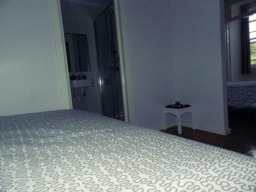 Hostal Jualis Guest House