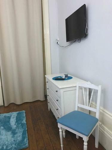 Hostal Jualis Guest House
