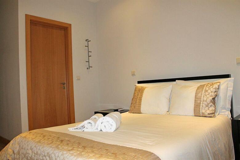 Hostal Vivacity Porto - Rooms & Apartments